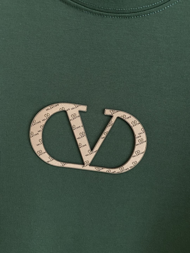 Va1e*ntin0 shirt